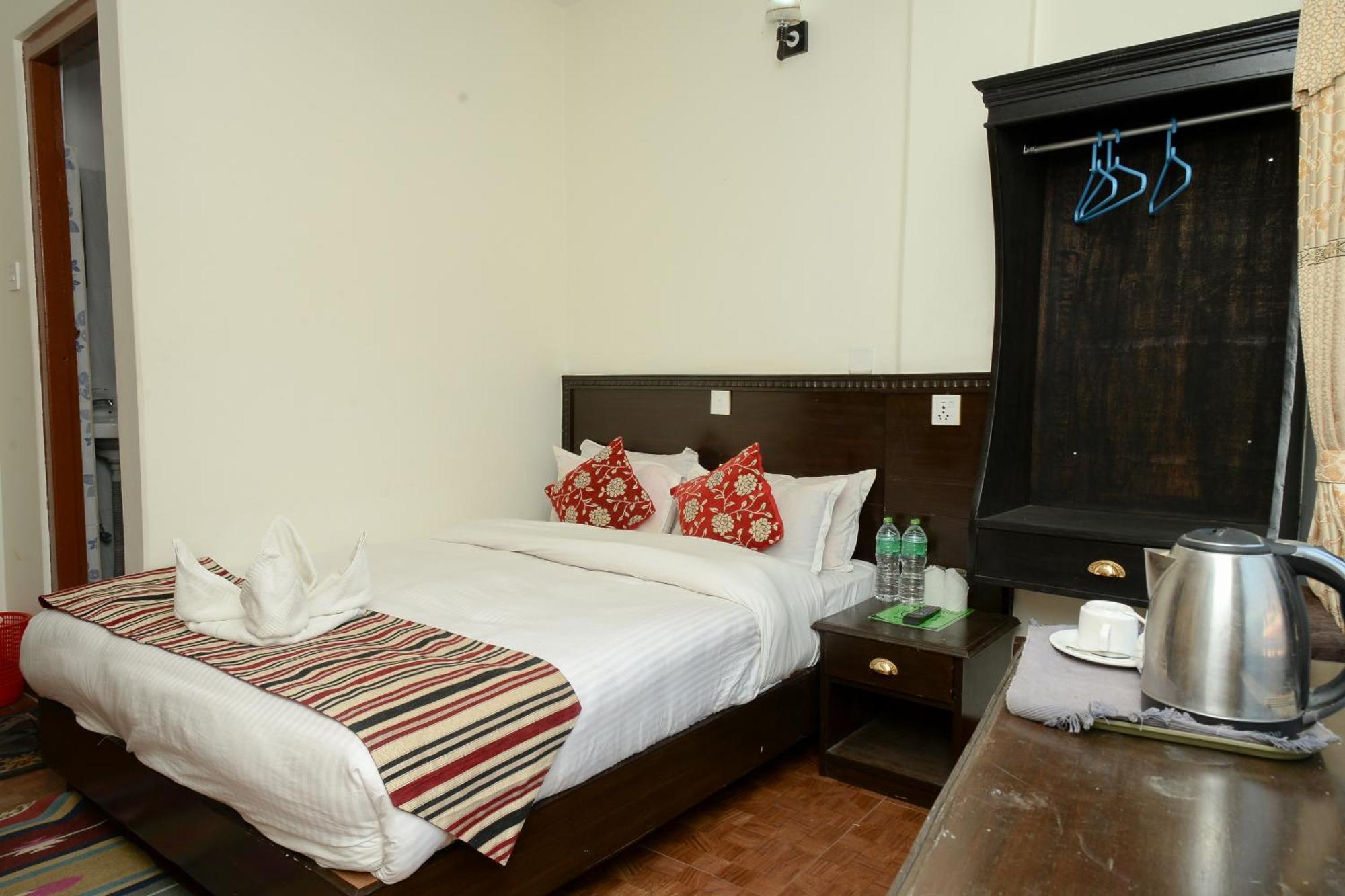 Hotel Admire Pokhara Pvt. Ltd. Exterior photo
